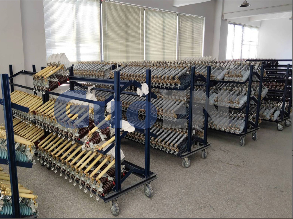 Fuse Cutout Workshop